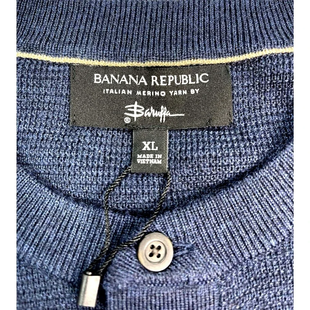Banana Republic mens NWOT navy sweater button 100% Italian merino wool Baruffa
